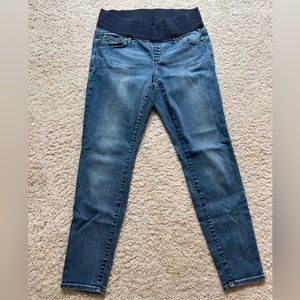 Maternity low panel jeans